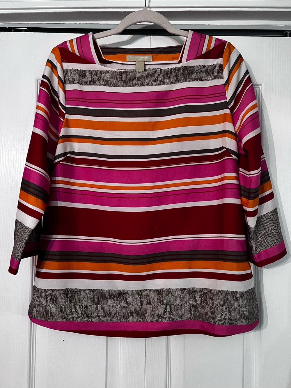 Banana Republic 3/4 Warm Neutral Print Striped Top